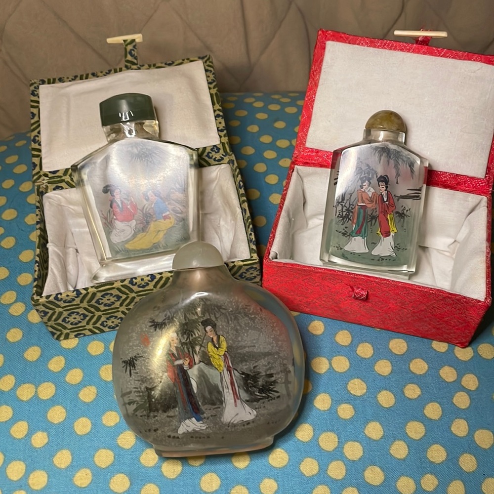 Vintage 19th century snuff/perfume bottles